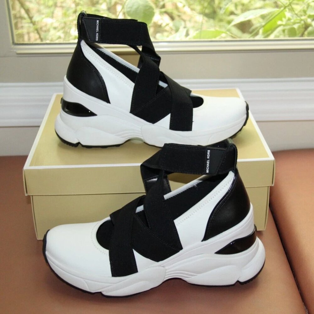 ❤️ Michael Kors Chessa Trainer Leather Scuba Shoe; Size 8